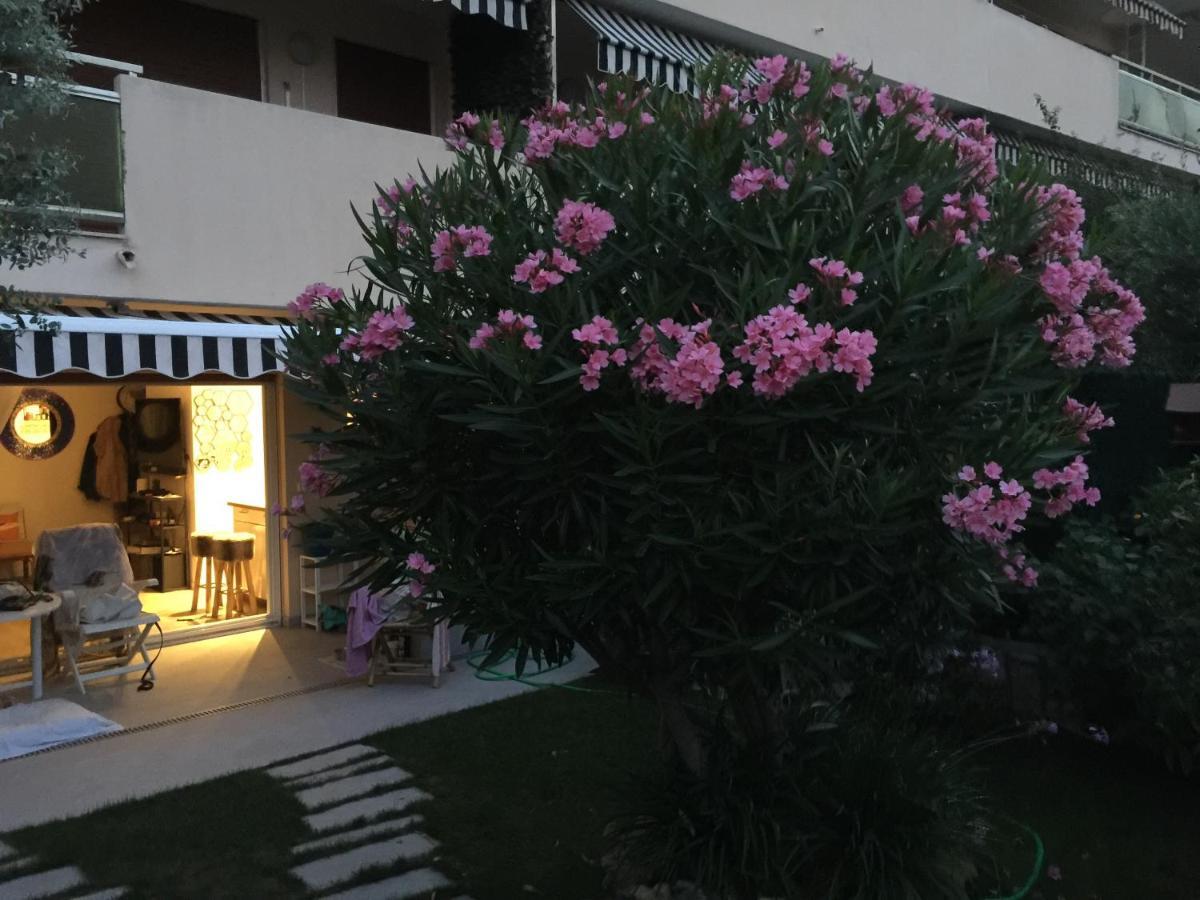 Cannes Croisette &Palm Beach,Parking المظهر الخارجي الصورة